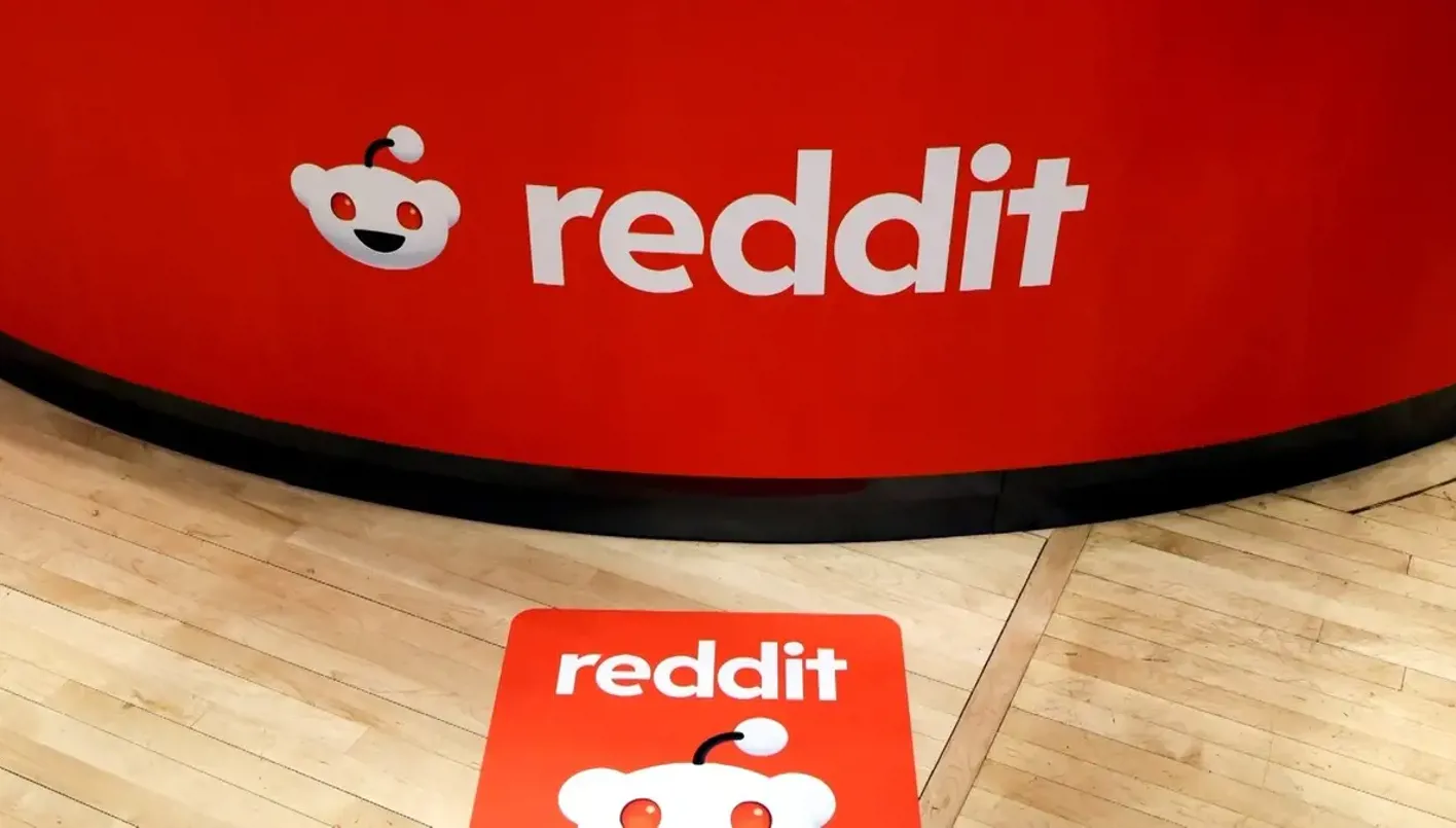 بعد انقطاع قصير للخدمة… عودة ريديت للعمل مجدداً