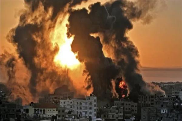 الاحتلال الإسرائيلي يكثّف غاراته على مدينة غزة تمهيدًا لعملية برية