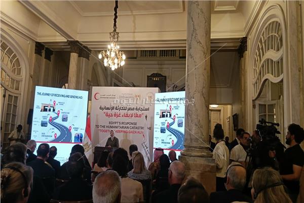 الهلال الأحمر المصري: نطالب بإدخال المساعدات لغزة دون شروط