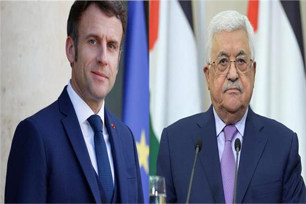 الرئيس الفلسطيني ونظيره الفرنسي يبحثان هاتفيا ترتيبات عقد مؤتمر نيويورك للسلام