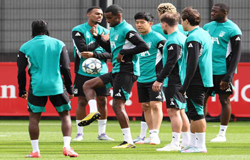 بطولة إنكلترا: ديربي الميرسيسايد يجمع ليفربول وايفرتون وأرسنال يحاور “سيتي” في لقاء صاخب