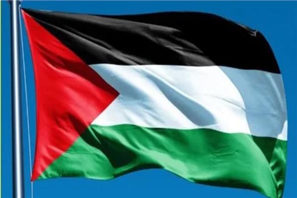 هتافات وعناق في مقر البعثة الفلسطينية بعد اعتراف بريطانيا بدولة فلسطين