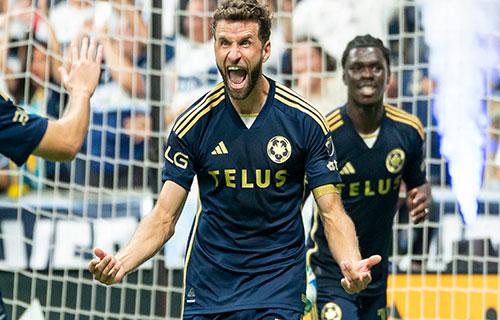 رومينيجه يرشح مولر لتولي
منصب إداري في بايرن ميونيخ