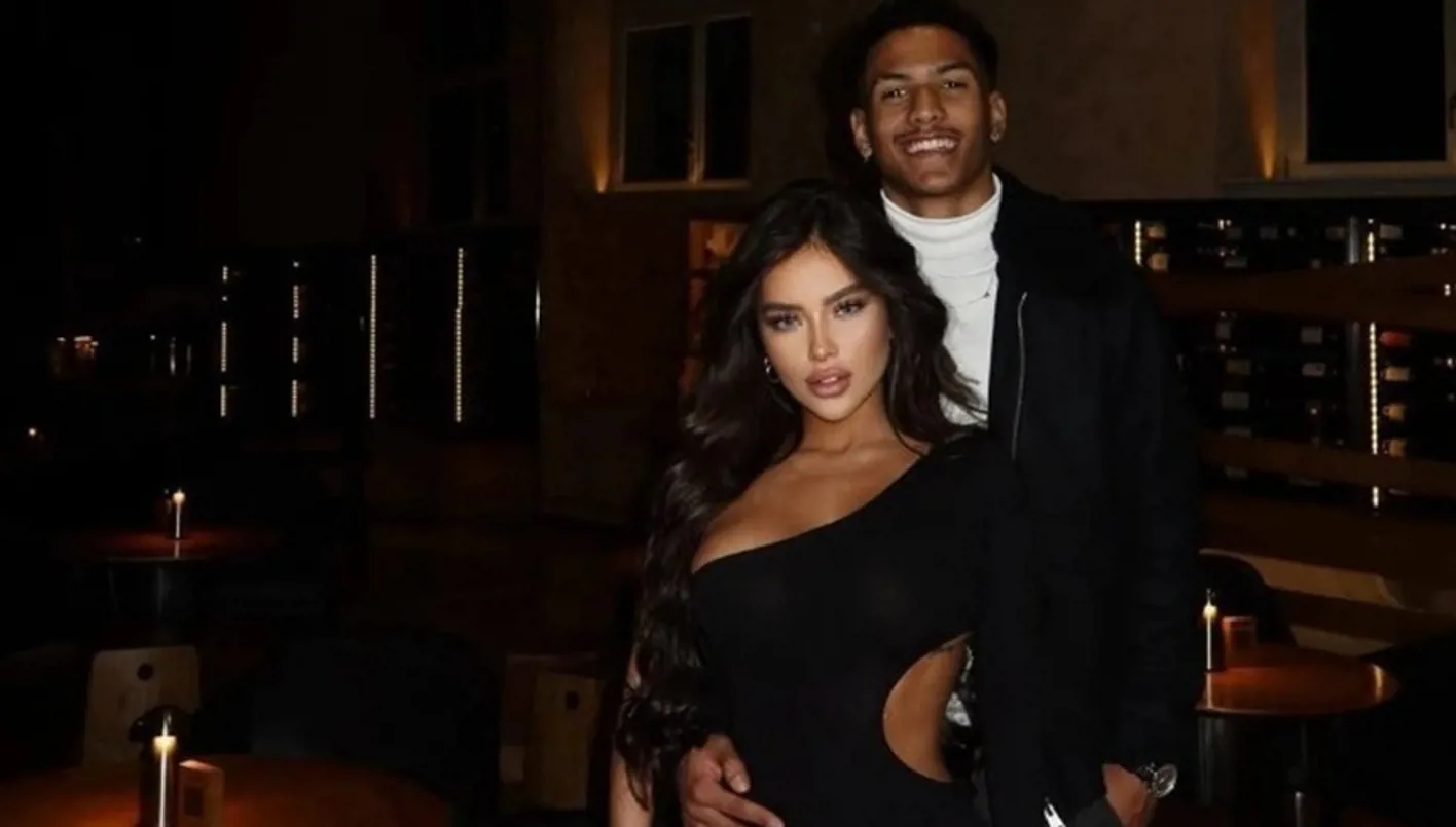 من هي بيانكا أنشيتا زوجة لاعب النصر السعودي التي خطفت الأنظار؟ (صور)