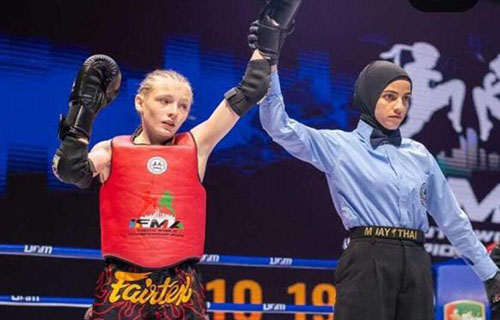 اختتام مشاركة حكمة المواي تاي الدولية الفلسطينية صابرين علان في بطولة العالم للشباب