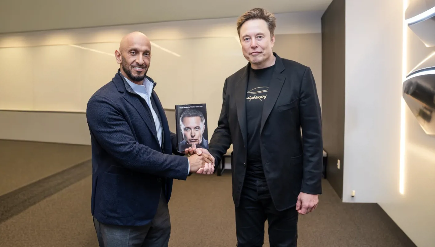 عبدالله آل حامد يلتقي إيلون ماسك ويبحث معه مستقبل التقنية والإعلام