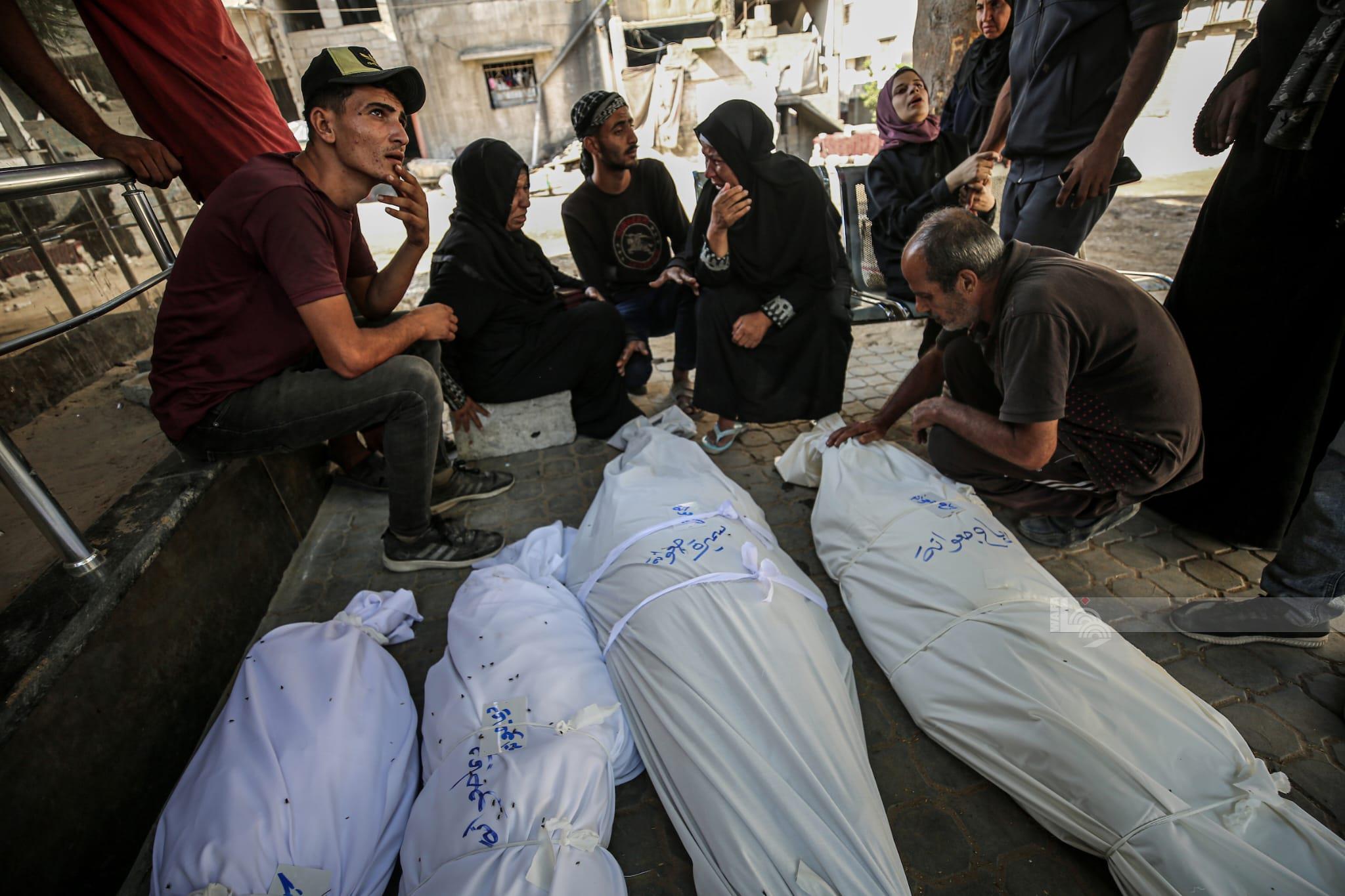 98 شهيدا في قطاع غزة منذ فجر اليوم بينهم 6 من منتظري المساعدات-الحياة الجديدة