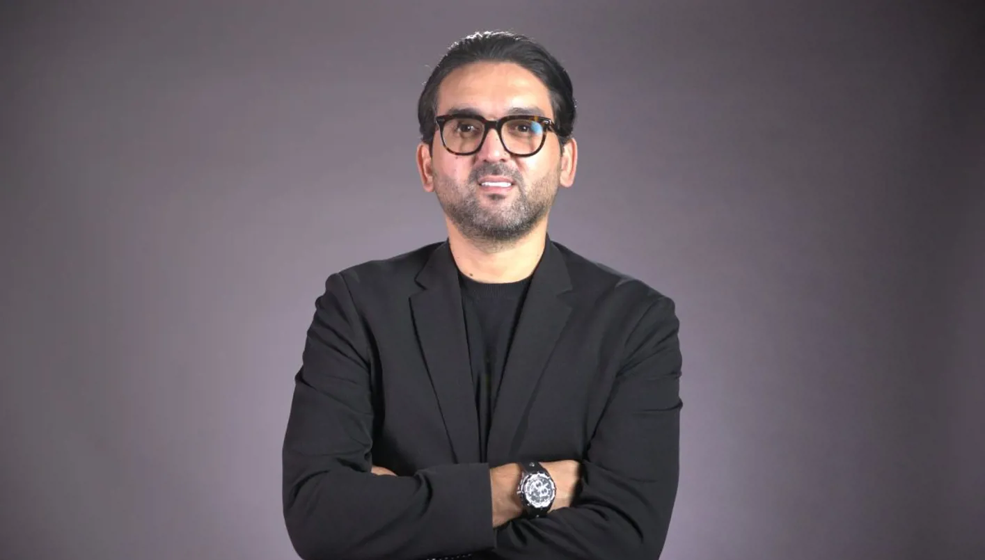 أسطورة العراق نشأت أكرم: جمهورنا سيكون القلب النابض لكأس العرب