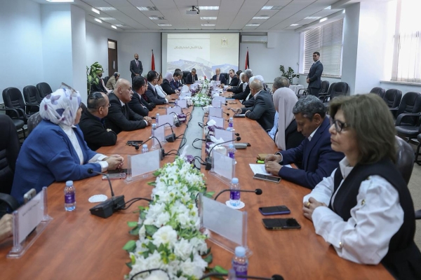 رئيس الوزراء يطلع على الخطة التنفيذية لوزارة الأشغال العامة والإسكان للعمل في قطاع غزة فور وقف العدوان-الحياة الجديدة