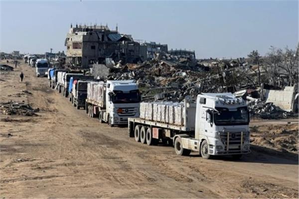 حصيلة شاحنات المساعدات التي دخلت غزة في سبتمبر.. «تكفي 10% من الاحتياجات»