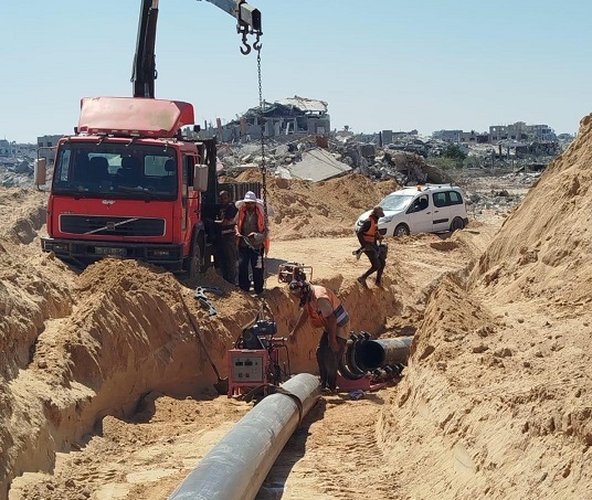 بدء التشغيل التجريبي لخط المياه الرئيسي في محافظة الوسطى بقطاع غزة-الحياة الجديدة