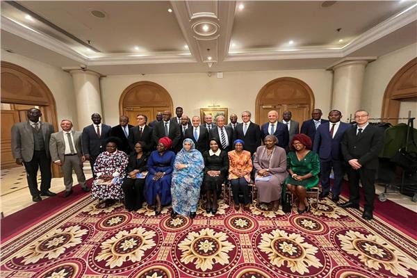 وزير الخارجية يلتقي سفراء الدول الإفريقية المعتمدين لدى اليونسكو