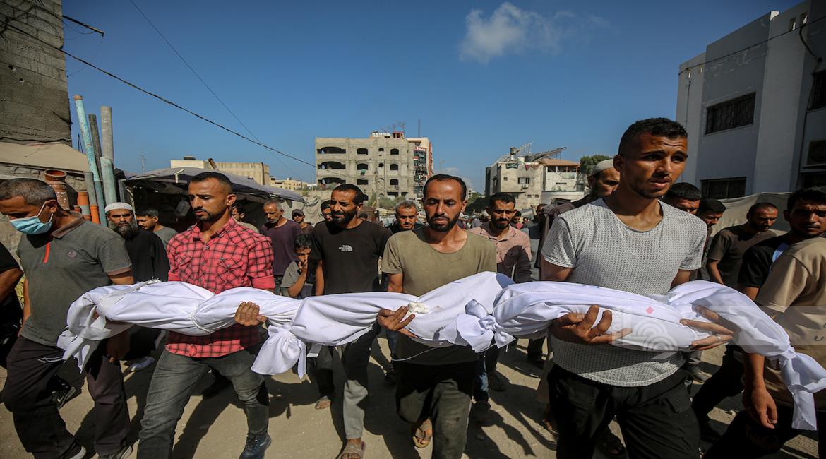 15 شهيدا ومصابون ومفقودون معظمهم أطفال بقصف طيران الاحتلال منزلا في حي التفاح بمدينة غزة-الحياة الجديدة