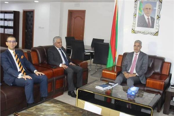 السفير المصري في موريتانيا يلتقي وزير الزراعة والسيادة الغذائية الموريتاني