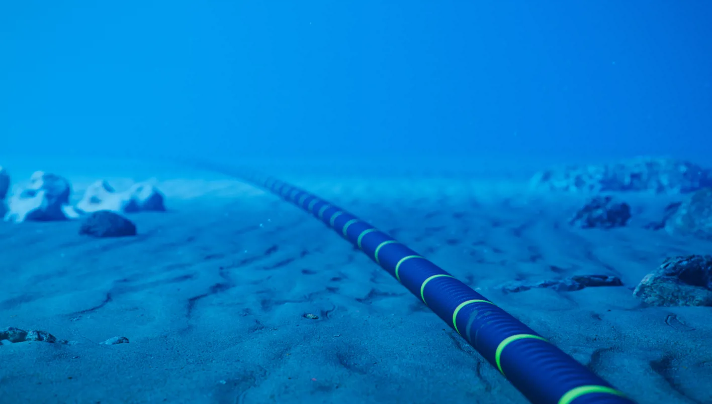 بعد انقطاع كابلات البحر الأحمر… تركيا تطرح نفسها بديلاً رقمياً آمناً