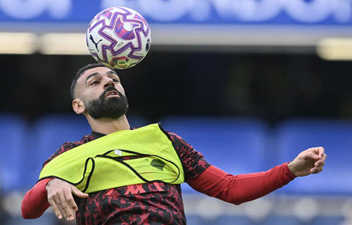 مايكل أوين يدافع عن محمد صلاح