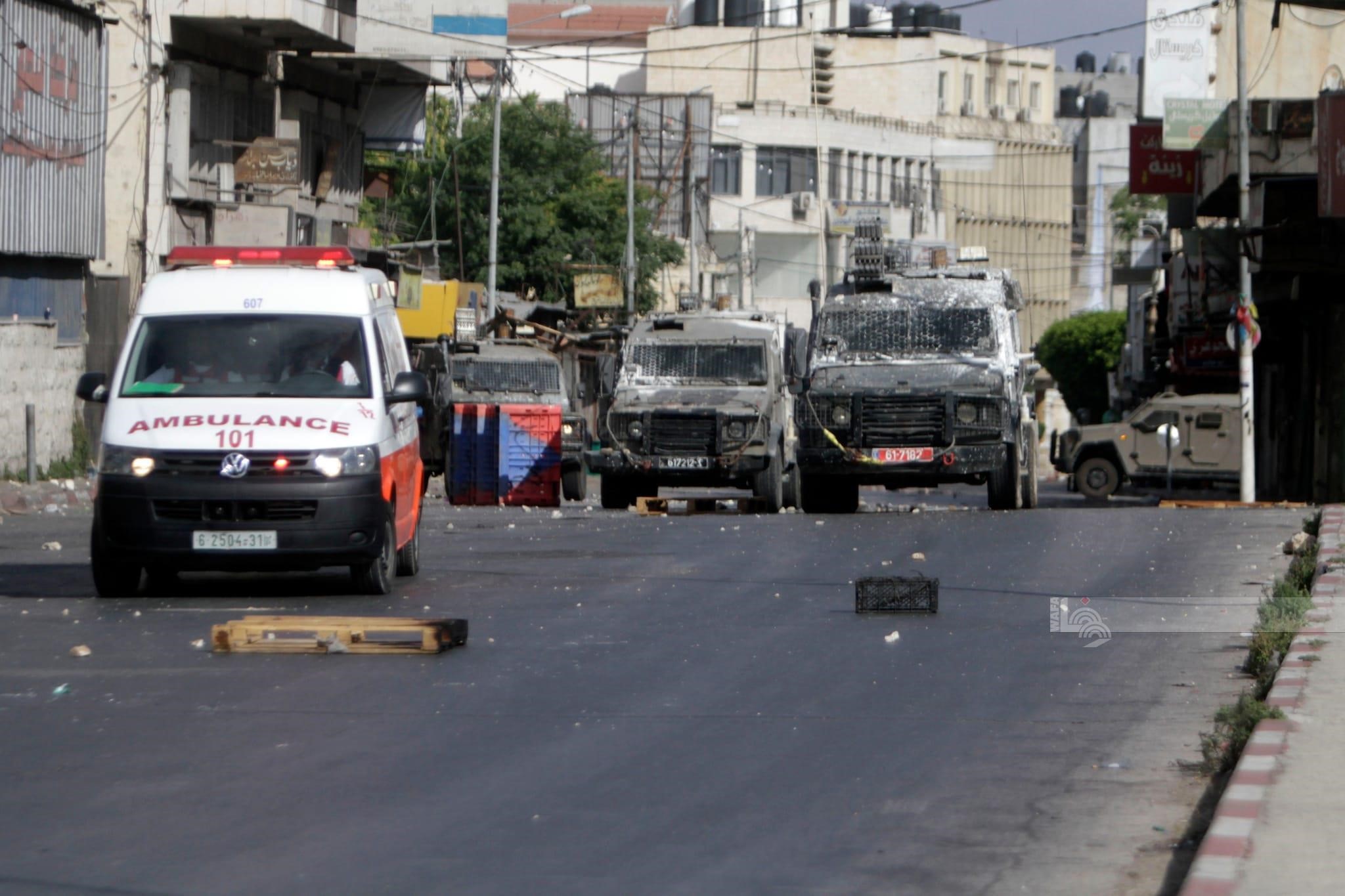إصابات واحتجاز عدد من المواطنين خلال اقتحام الاحتلال مخيم الفوار جنوب الخليل-الحياة الجديدة