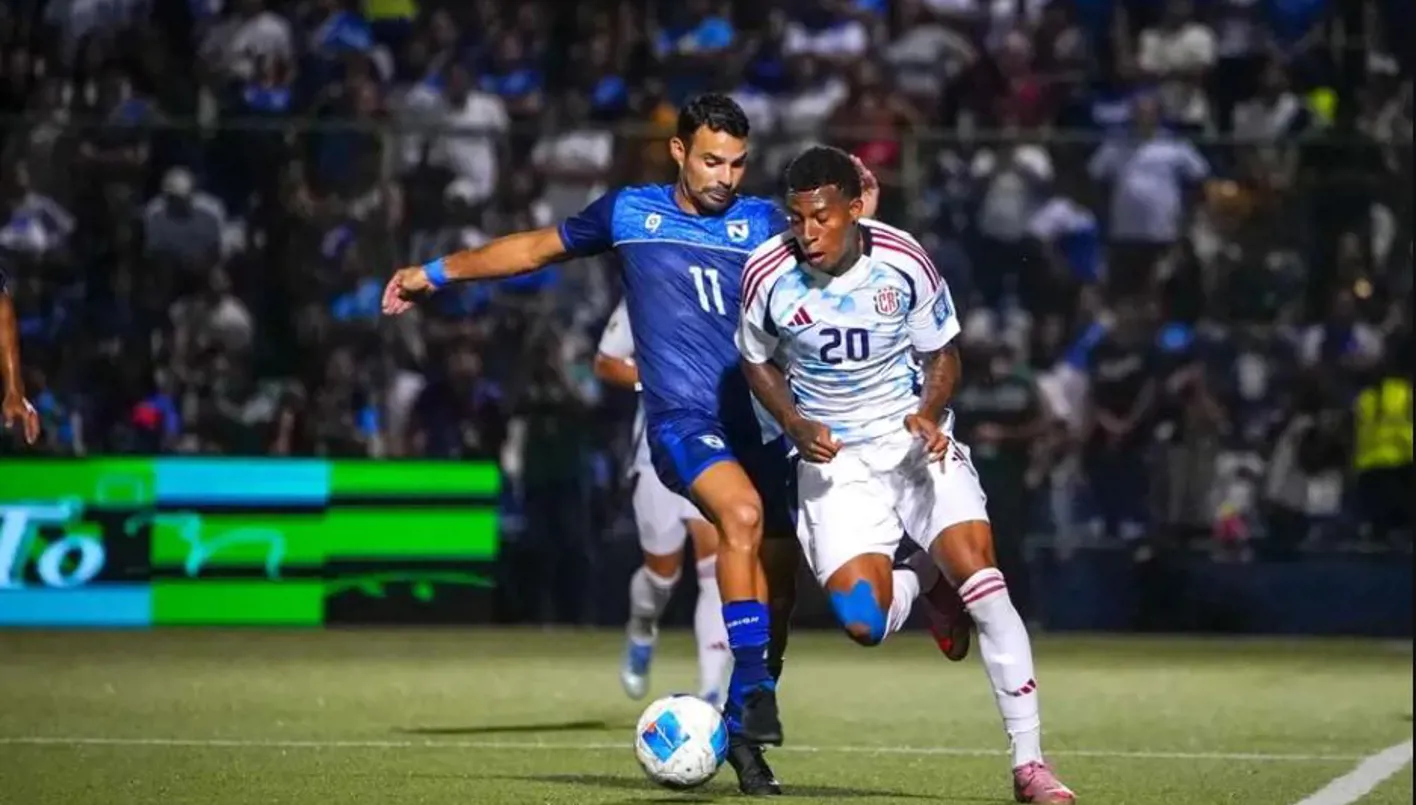 لاعب ينجو من الاعتقال قبل مباراة في تصفيات كأس العالم