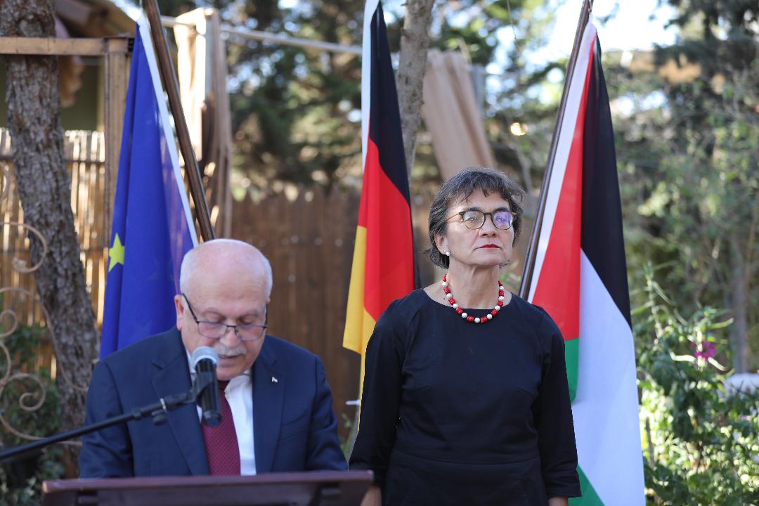 الوزير العامور يدعو ألمانيا إلى الاعتراف بدولة فلسطين ودعم خطة الإغاثة والإعمار-الحياة الجديدة