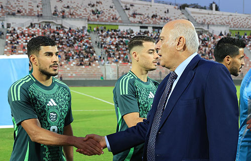 الرجوب: باستثناء تونس والجزائر.. لا يسمح لأيّ أجنبي بتدريب “الفدائي”