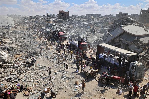 حكومة غزة: نواجه أكبر كارثة إنسانية بسبب 70 مليون طن ركام و20 ألف جسم لم ينفجر