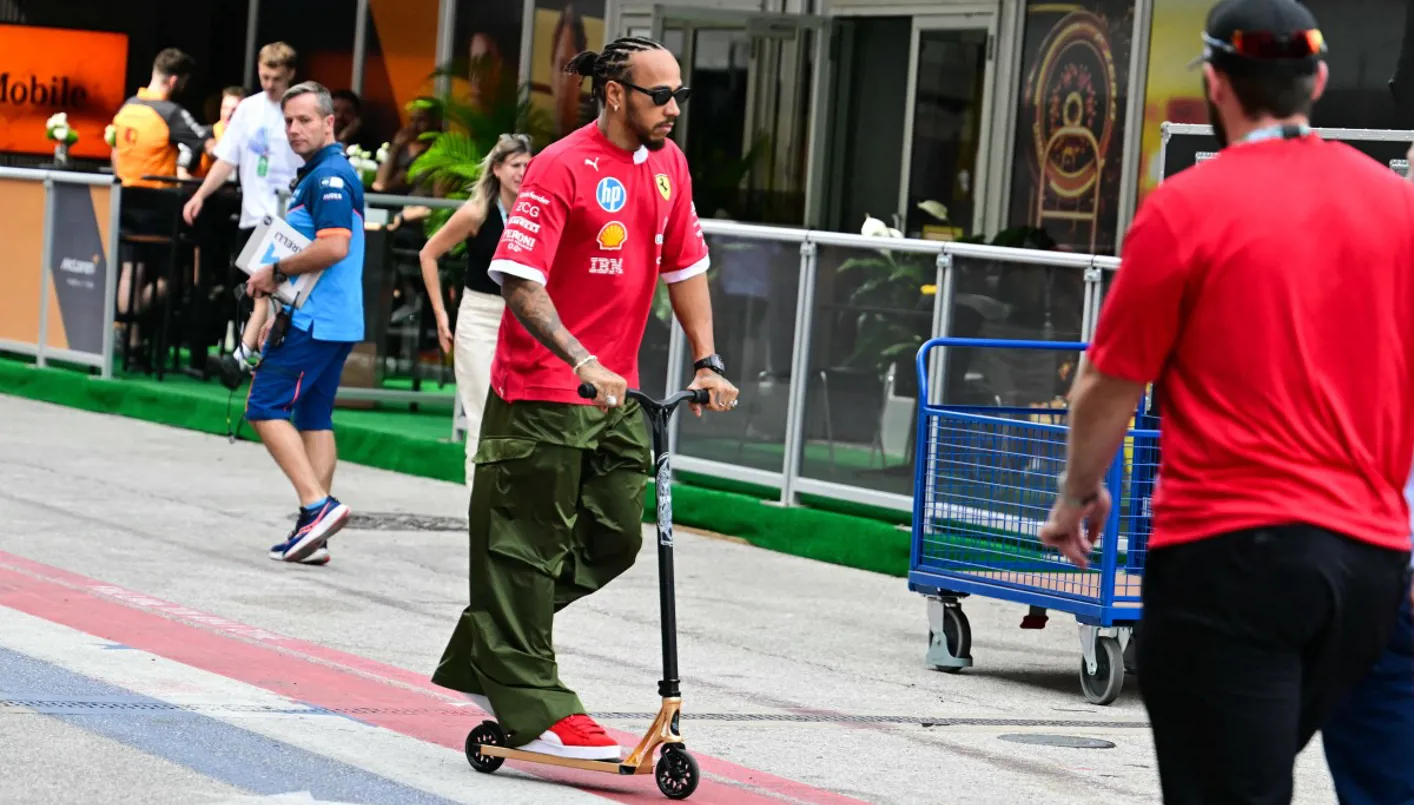 هاميلتون يضع النقاط على الحروف حول مستقبل فيراري