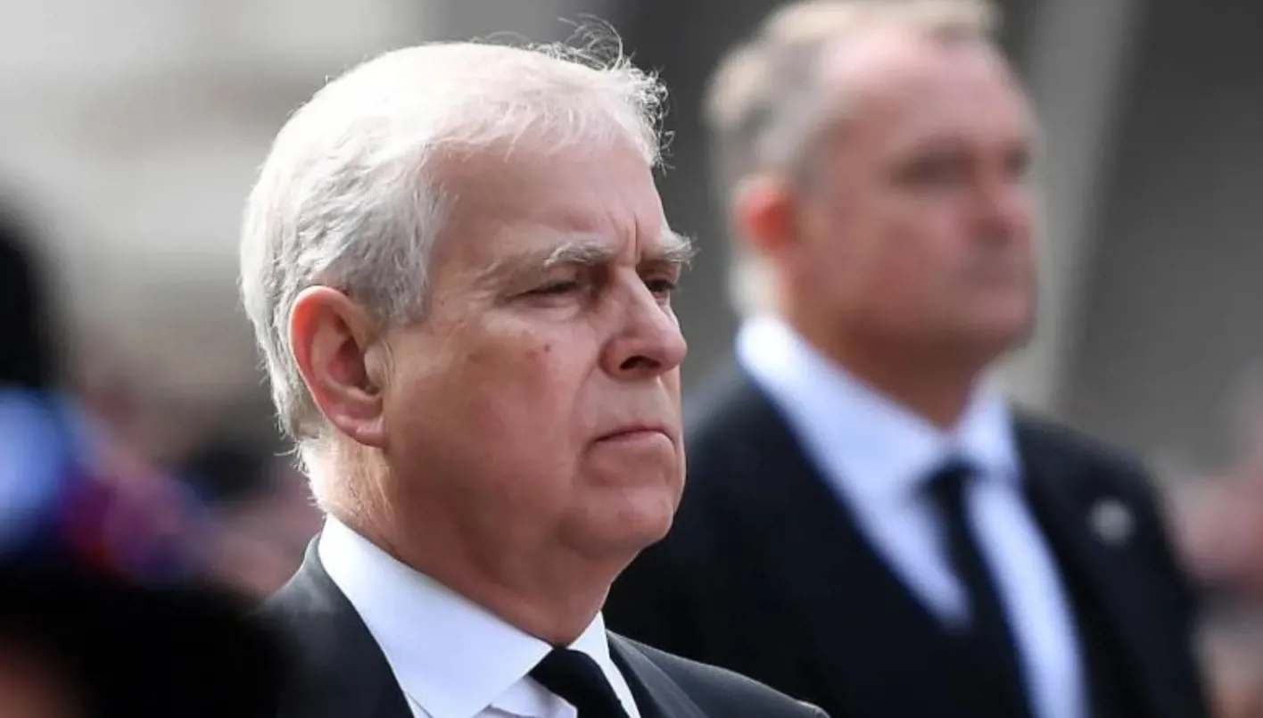 الأمير البريطاني يتخلى عن لقبه