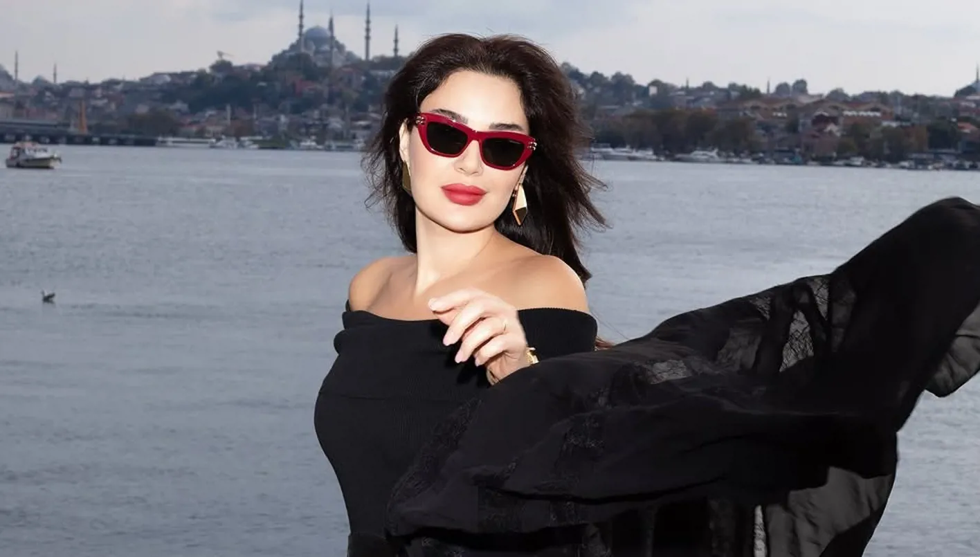 سيرين عبد النور بجلسة تصوير لافتة على ضفاف البوسفور في إسطنبول (صور وفيديو)