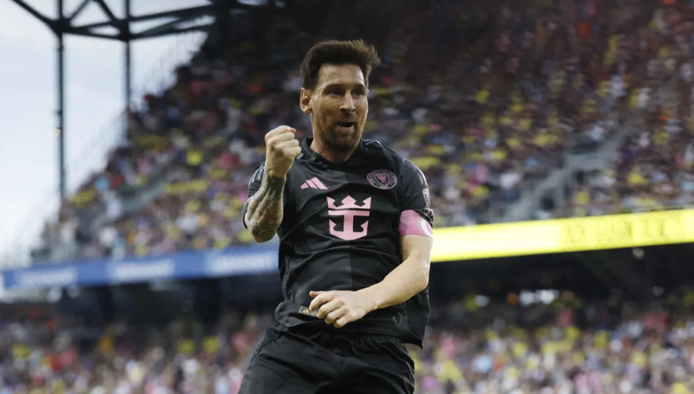 حقيقة الجدل حول هدية ميسي للأسيرين الإسرائيليين… وكالة فرنسية تكشف التفاصيل الكاملة (فيديو)