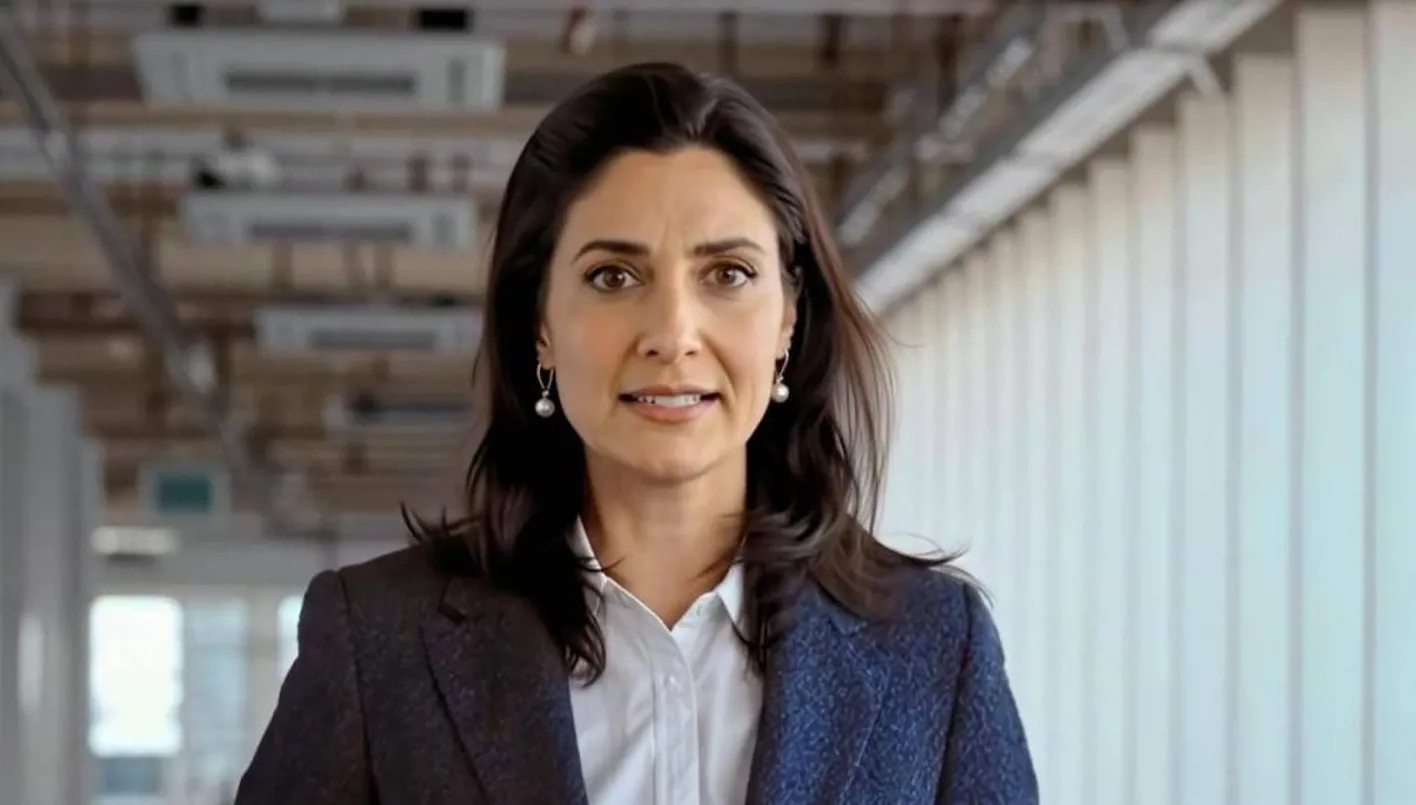 امرأة مولّدة بالذّكاء الاصطناعي تقدّم وثائقياً