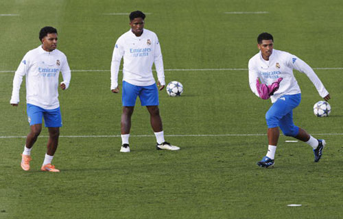 دوري الأبطال: أمسية كلاسيكية تجمع “الريال” ويوفنتوس ومدرب “الريدز” تحت الضغط