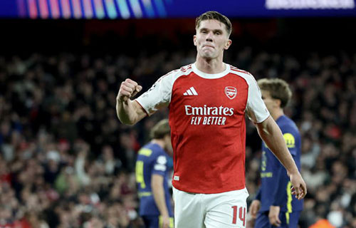 أرتيتا سعيد لـ “يوكيريس” بعد
إنهائه الصيام عن التهديف