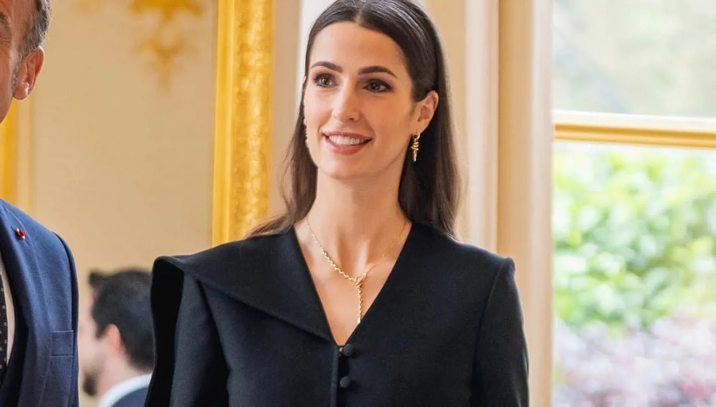 الأميرة رجوة تعتمد تقنيات مكياج خفيف للمناسبات واللقاءات الدبلوماسية بذكاء (صور)