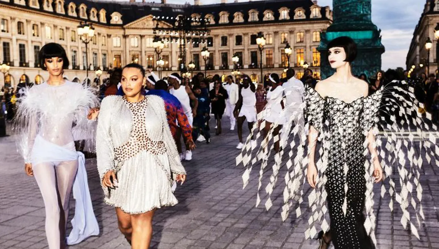 السينما تلتقي بالموضة على منصة باراماونت التاريخية في حدث فوغ السنوي (فيديو)