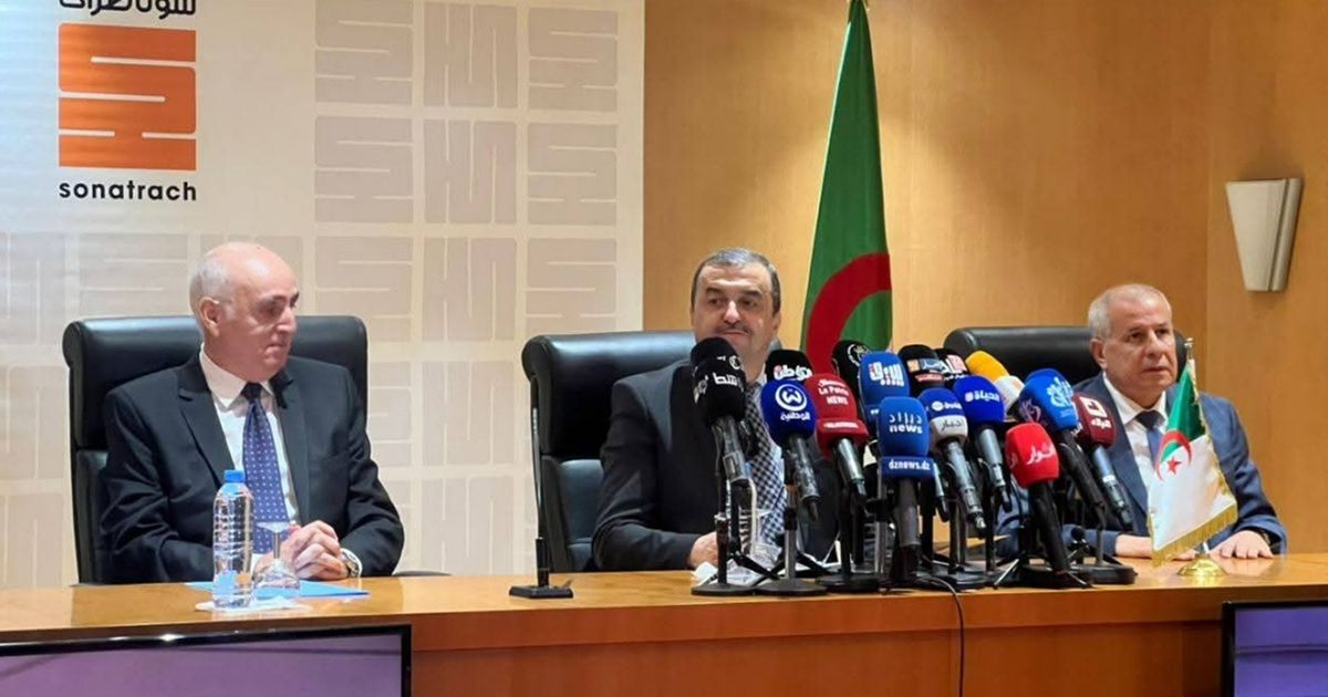 إقالة رئيس عملاق الطاقة الجزائري “سوناطراك” وتعيين نور الدين داودي – عربي21