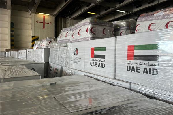 ميناء العريش البحري يستقبل السفينة الإماراتية العاشرة للمساعدات الإنسانية لغزة