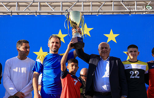 اتحاد الكرة والاتحاد الأوروبي ينظمان فعالية “نجوم فلسطين” بحضور الفريق الرجوب