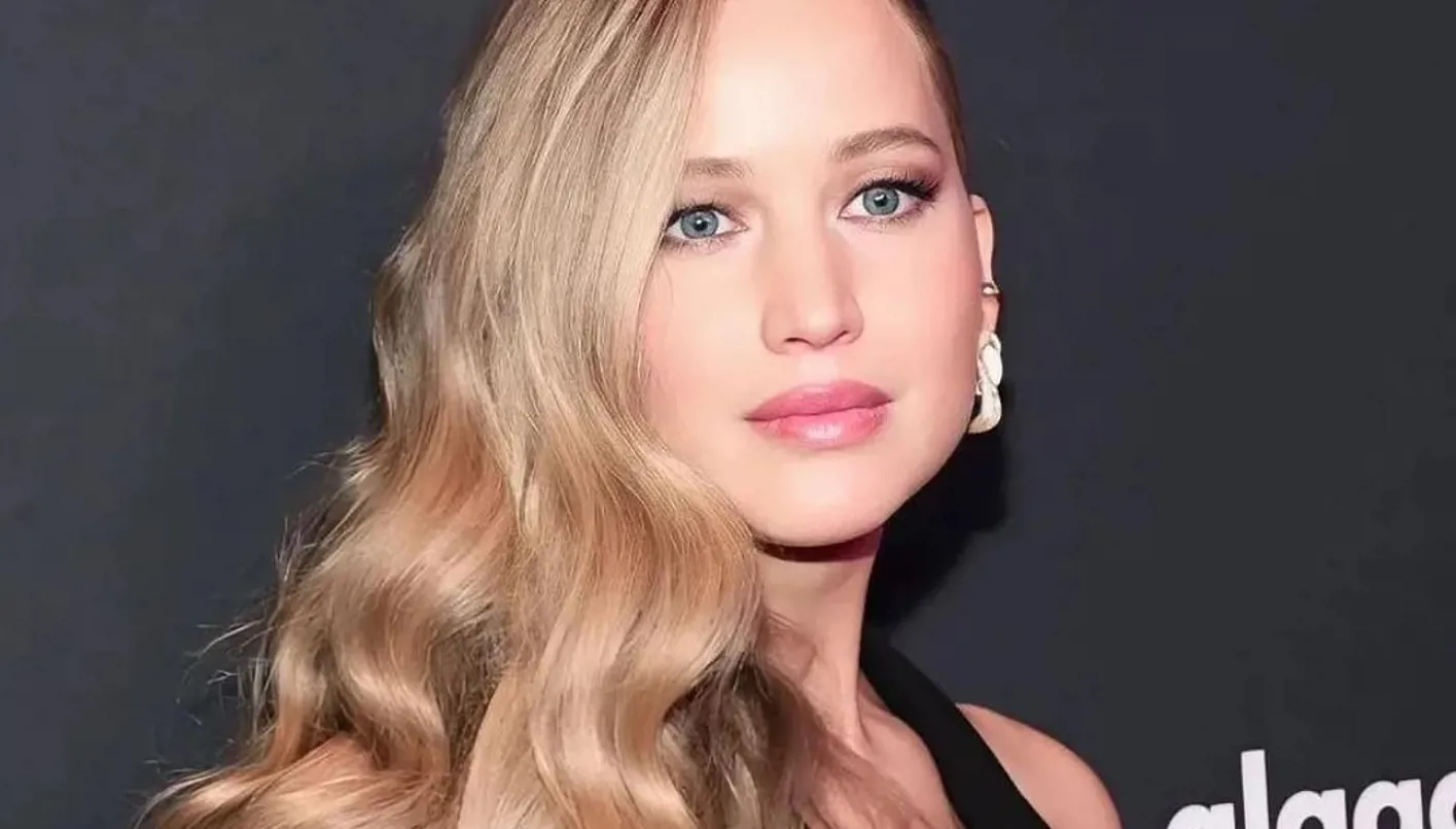 جينيفر لورنس تكشف معاناتها السرية بعد الولادة (صور)