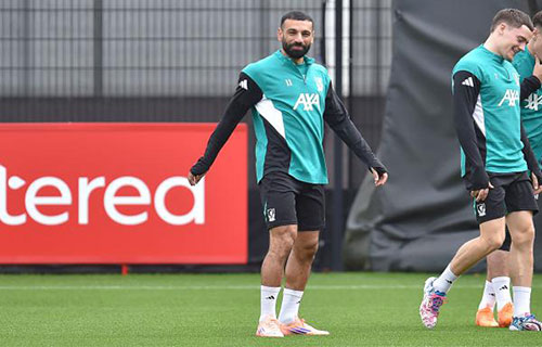 صلاح خارج تشكيلة “فيفبرو” المثالية للعام 2025