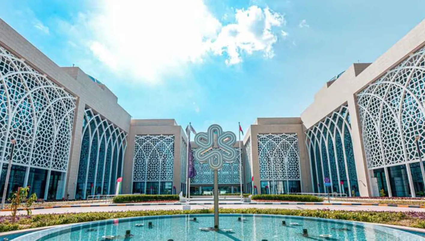 أستر دي إم تتعاون مع مجمع الشارقة للبحوث لتسريع الابتكار في قطاع الصحّة