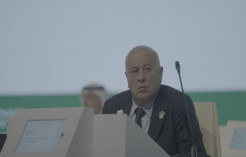 الاتفاق على تشكيل فريق لبحث آليات دعم الرياضة الفلسطينية