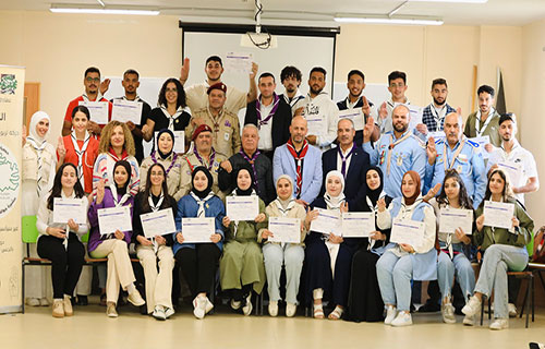 جامعة بيرزيت تختتم فعاليات الدراسة الابتدائية للشارة الخشبية