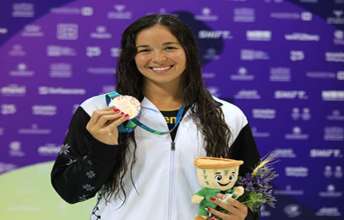 فاليري ترزي ونورا أبو ناب تحرزان برونزيتي السباحة والملاكمة