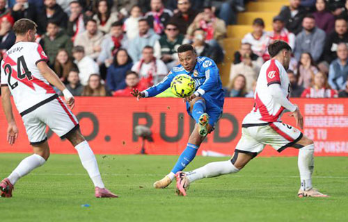 بطولة إسبانيا: فايكانو يوقف سلسلة انتصارات ريال مدريد