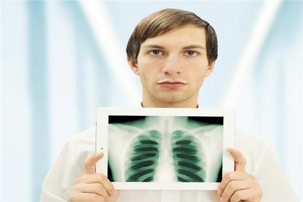 عدسة نانوية ثورية ابتكار روسي بديل للأشعة السينية في الطب