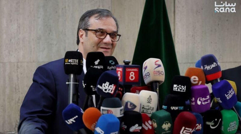 حاكم مصرف سوريا يطلق العملة الجديدة بحذف صفرين.. توضيح حول آلية الاستبدال