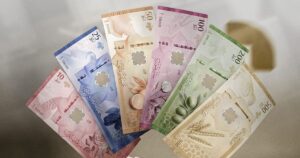 ما تأثير الليرة “الجديدة” على الواقع المعيشي للسوريين؟
