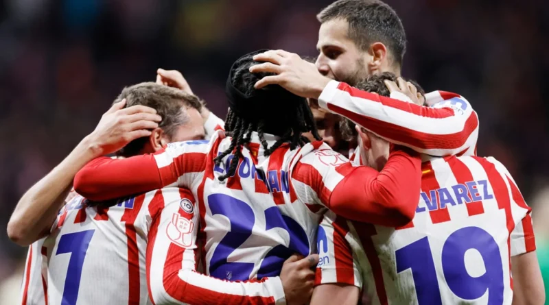 أتلتيكو مدريد يذل برشلونة في نصف نهائي كأس إسبانيا (فيديو)