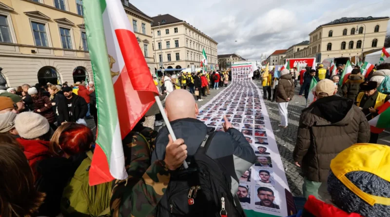 المفاوضات… حبل نجاة للنظام الإيراني