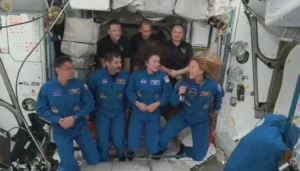 مهمة بحثية تستغرق أشهراً… وصول طاقم دولي جديد إلى محطة الفضاء (صور)